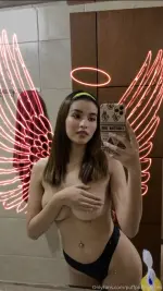2_Alexis_Corbi @Foryoubabes1.webp