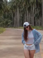 criselda-alvarez-v0-cz52sfhwm79h1.webp