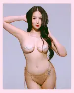 christine-co-v0-8vb1a6h0sj9h1.webp
