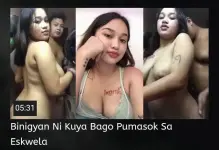 Binigyan Ni Kuya Bago Pumasok Sa Eskwela.webp