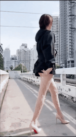 1000157917.gif