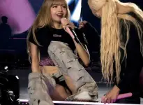 HNDzLpFagAAS5M1.webp