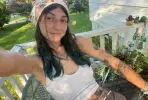 VAE7HaND.webp