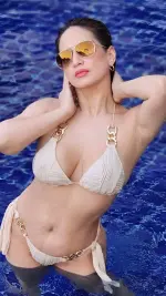 regine-tolentino-v0-zim4oef4bhig1.webp