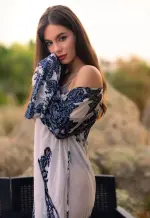 0001-02_w800.webp
