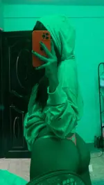 HDAk8c1aoAAV3DG.webp