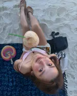 eunicerogz_1775869636_3872597039205278134_194273623 (1).webp