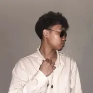 638283929