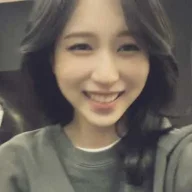 Mina Cool Girl